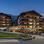 Hotel Alpina 4*