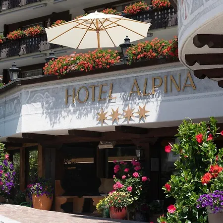 Otel Alpina 4*
