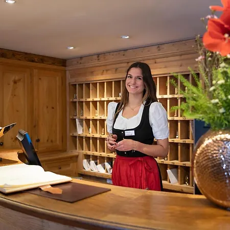 Alpina Otel